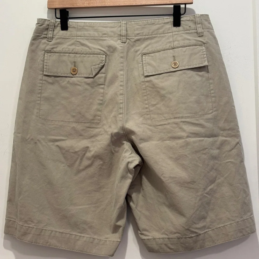 Banana Republic Mens 33 Khaki Tan Cotton Chino Shorts Flat Front Utility Pockets